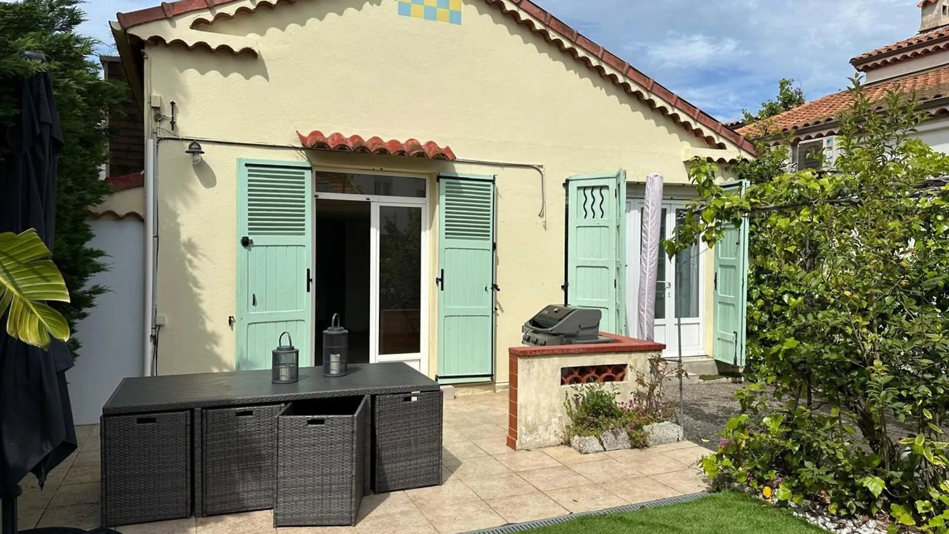 Pretty Harbour House With Garden Villa Mandelieu-la-Napoule Holiday home