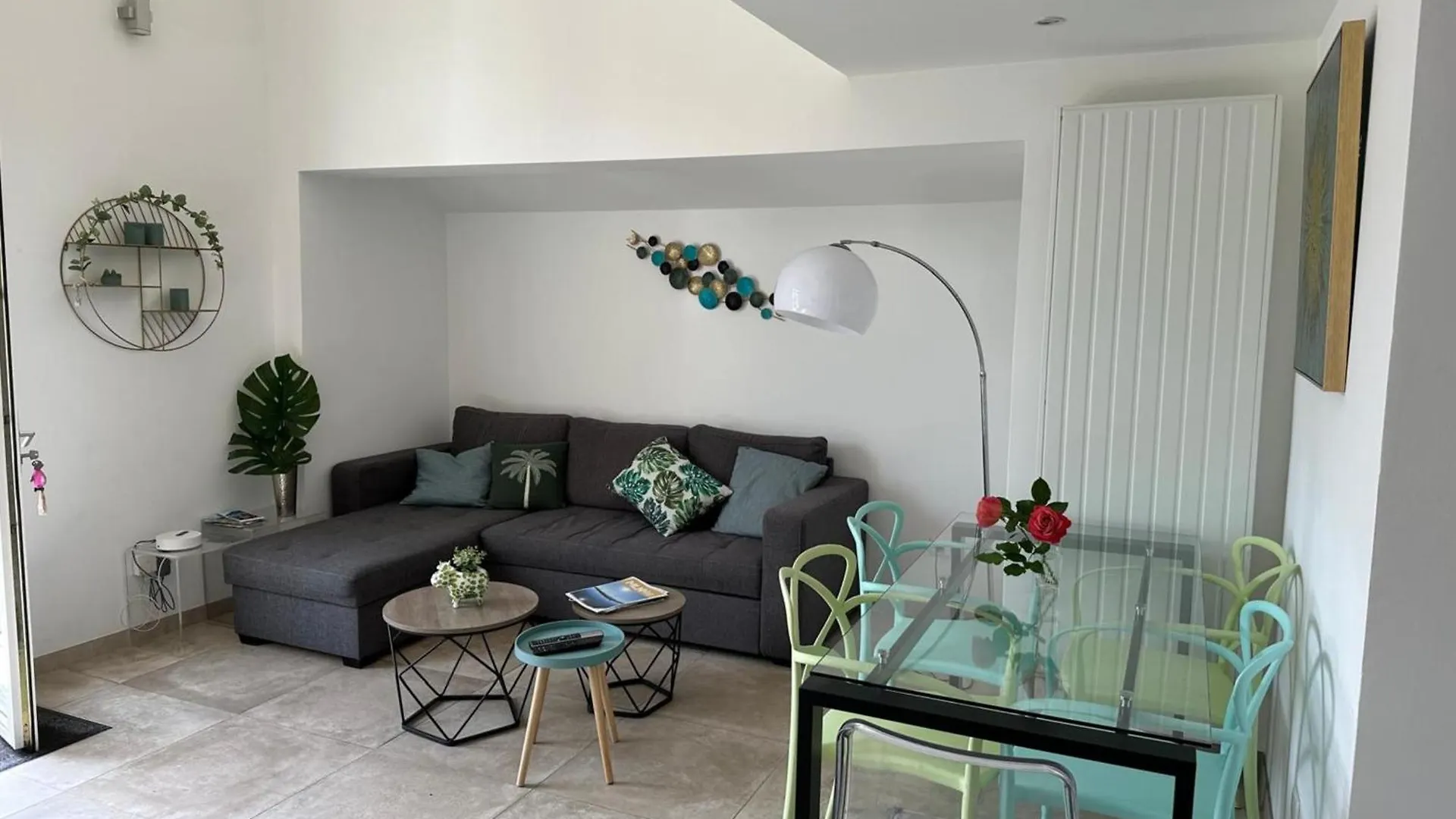 Mandelieu Pretty Harbour House With Gardenヴィラ